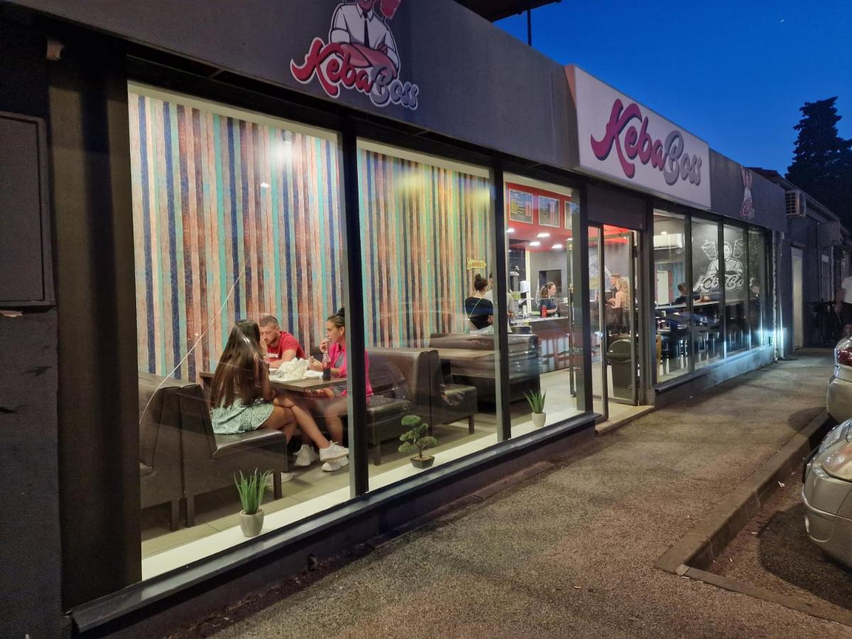 Paradise Pula Exterior photo