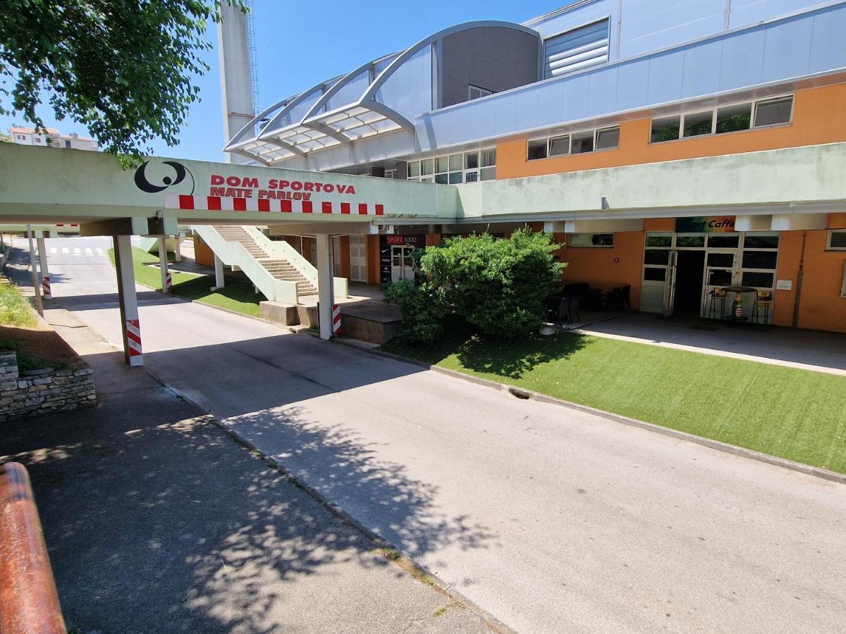 Paradise Pula Exterior photo